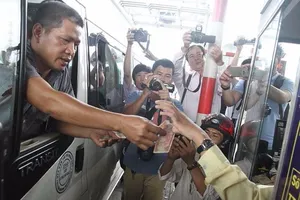 Bộ trưởng Bộ GTVT: Phải đảm bảo quốc lộ 1 thông suốt