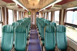 Khai thác các khoang tàu hiện đại như máy bay