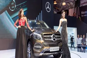 Triệu hồi hàng ngàn xe Mercedes có thể gây nguy hiểm