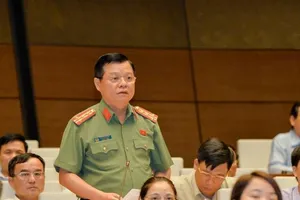Đại biểu băn khoăn việc ‘loạn’ tướng công an