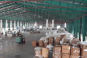 Hơn 15.000 container phế liệu đang lưu tại các cảng