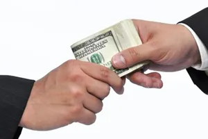 Xử nghiêm những biểu hiện lợi ích nhóm, 'sân sau'