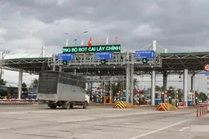 Thủ tướng: Cần có giải pháp để thu phí lại các trạm BOT
