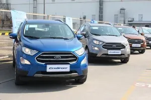 Ford phải triệu hồi hơn 17.000 xe vì bị lỗi