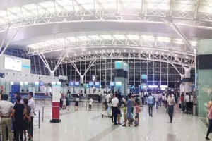 Xử phạt nhiều hãng hàng không chậm, hủy chuyến