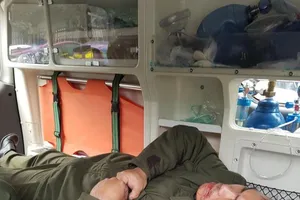 Đề nghị khởi tố ‘cò mồi’ taxi đánh nhân viên an ninh sân bay