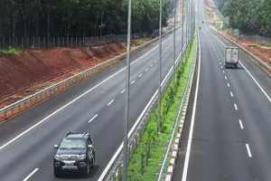 Thông tin mới vụ cấm vĩnh viễn 2 ô tô chạy trên cao tốc