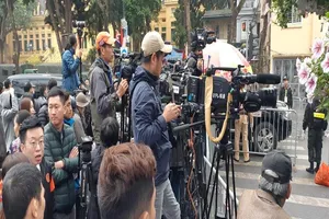 Thượng đỉnh Mỹ - Triều: Miễn phí vé tàu cho phóng viên quốc tế