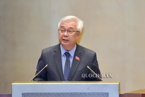 Bộ trưởng chịu trách nhiệm về chất lượng sách giáo khoa