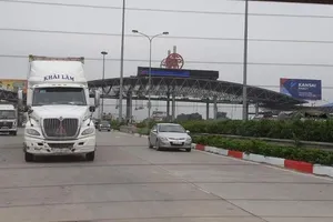 Thủ tướng: Dừng hoạt động trạm BOT trì hoãn thu phí không dừng