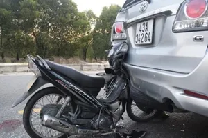 Tổng cục Đường bộ: Khẩn trương ngăn tai nạn do xe dừng, đỗ