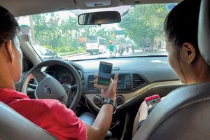 Bốn năm Bộ GTVT vẫn loay hoay với xe công nghệ