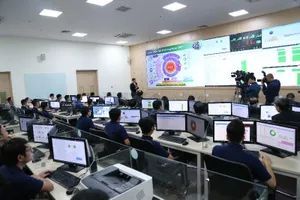 Đi làm giấy khai sinh cho trẻ được cấp thẻ bảo hiểm y tế