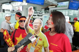 Bamboo Airways tặng một năm bay miễn phí cho đội bóng đá