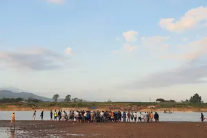 Phó Thủ tướng gửi lời chia buồn gia đình nạn nhân vụ chìm ghe