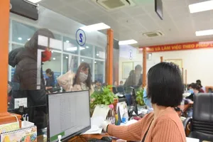 Cách ly xã hội: Làm sao gia hạn thẻ bảo hiểm y tế?