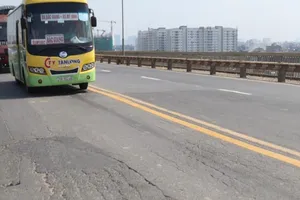 Gần 270 tỉ đồng sửa cầu Thăng Long