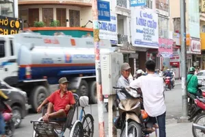 46.600 cuộc gọi hỏi về gói hỗ trợ 62.000 tỉ đồng