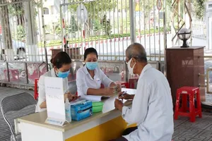 Người dân ở 5 tỉnh được nhận gộp hai tháng lương hưu