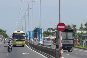Bộ GTVT trả lời cử tri TP.HCM về việc mở rộng quốc lộ 1A