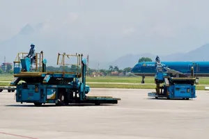 Xử nghiêm tổ chức, cá nhân vi phạm an ninh, an toàn khu bay