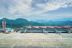 Bộ GTVT kéo dài thời gian đóng cửa sân bay Vân Đồn đến 13-2