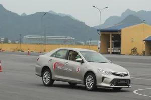 Căn cứ tình hình dịch COVID-19 để xem xét dừng đào tạo lái xe