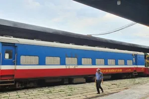 Đường sắt tạm ngừng chạy nhiều chuyến tàu tết vì COVID-19