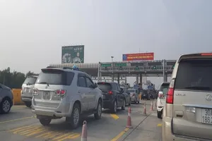 Yêu cầu các dự án BOT xả trạm khi ùn tắc kéo dài