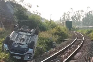 Làm rõ trách nhiệm gác chắn vụ tàu hỏa đâm ô tô ở Quảng Ngãi