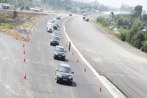 Lùi thời hạn hoàn thành cao tốc Trung Lương - Mỹ Thuận 