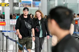 Khách quốc tế tăng, sân bay Nội Bài thông báo hạn chế người đưa tiễn