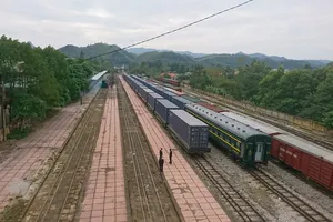 Nguyên nhân kéo dài niên hạn 1.712 đầu máy, toa xe đường sắt trên 40 năm