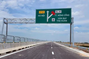 Bộ Xây dựng yêu cầu xử nghiêm nhà đầu tư chậm thi công trạm dừng nghỉ cao tốc