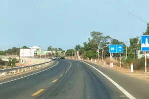 Đề xuất quy định linh hoạt tốc độ chạy xe trong khu vực đông dân cư