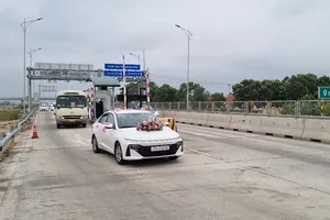 Đề xuất mức phí trên đường bộ cao tốc Bắc - Nam cao nhất 1.300 đồng/km