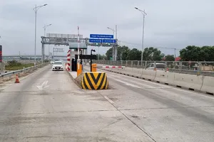 Ngày mai thông xe kỹ thuật nhiều đoạn trên tuyến cao tốc Bắc - Nam