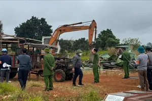 Đề xuất chuyển nhiệm vụ cưỡng chế và ra quyết định cưỡng chế về xây dựng cho cấp xã