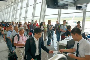 Nguyên nhân sân bay Nội Bài được quy hoạch giảm mạnh công suất 