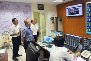 Điện lực miền Bắc tập trung nhân lực để ứng phó với bão số 3