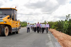 Nhiều cao tốc nguy cơ không về đích ngày 19-12, Bộ Xây dựng yêu cầu giải pháp đột phá