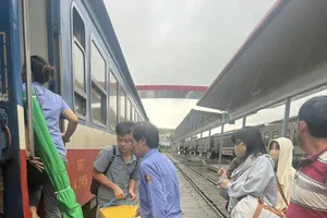 Thông tin mới nhất về tình hình giao thông đường bộ, đường sắt qua Huế