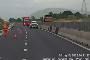 Nước đã rút, cao tốc Vĩnh Hảo – Phan Thiết lưu thông bình thường