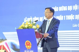 Khởi công tuyến đường sắt hiện đại nối Trung Quốc, tăng cường kết nối hai nước