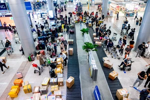 Bộ Xây dựng điều chỉnh quy hoạch sân bay Tân Sơn Nhất do có nhiều yếu tố mới