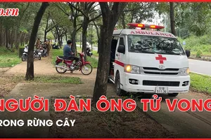 Người đàn ông tử vong trong tư thế treo cổ ở làng đại học