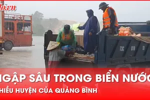Khẩn trương ứng cứu các huyện ngập sâu của Quảng Bình