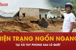 Người dân xã Tuy Phong: ‘Lũ quét san bằng hết, không còn gì hết…’