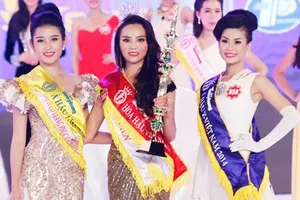 Hồi hộp xem người đẹp thi ứng xử 