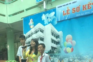 Ấm lòng câu chuyện kể tại lễ sơ kết học kỳ 1